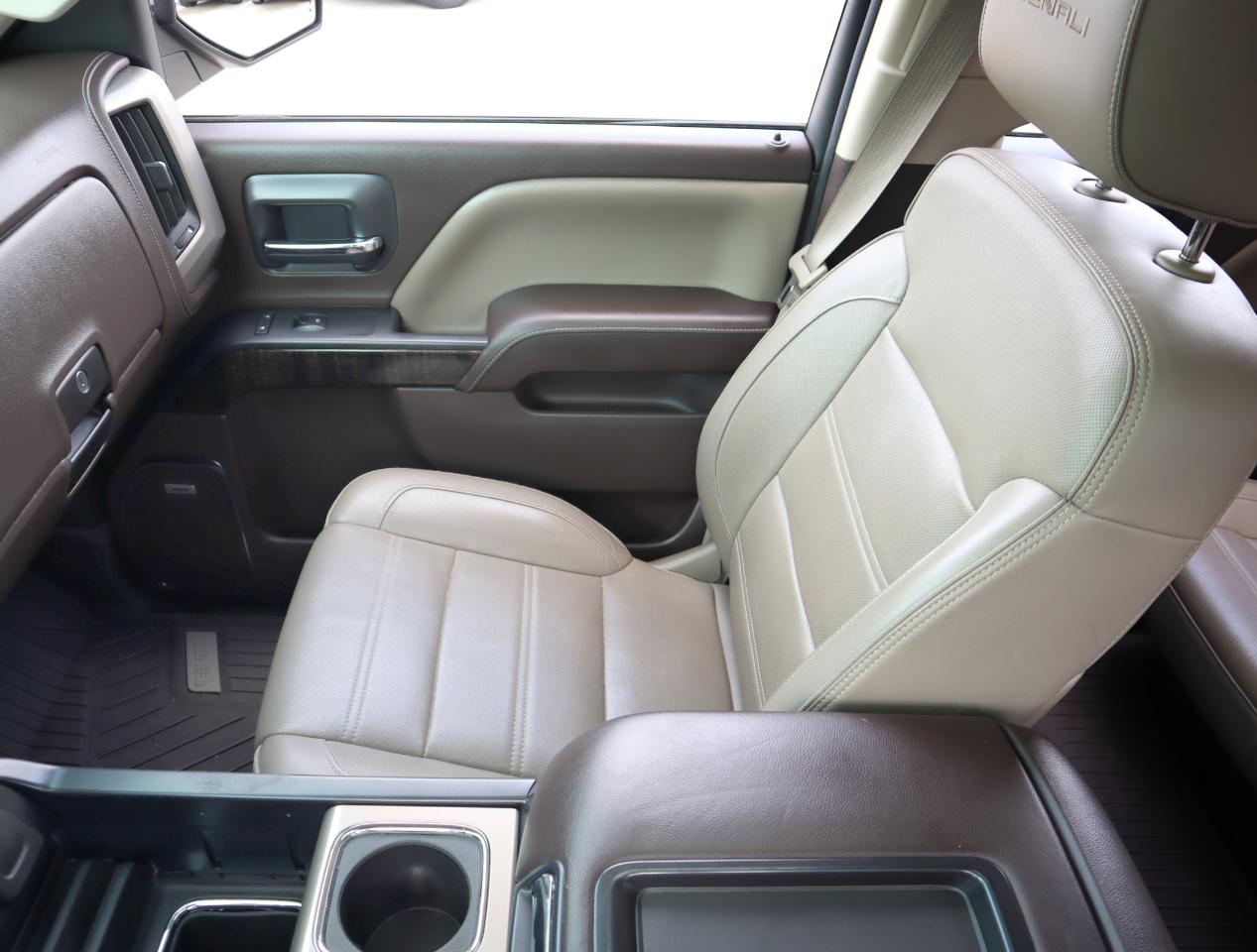 GMC Sierra 1500 Denali Crew Cab Short Box 2WD 2015