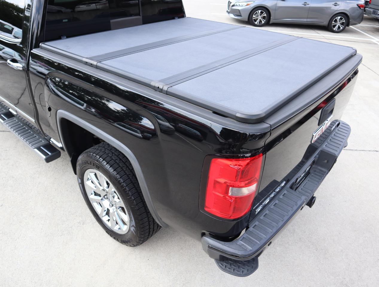 GMC Sierra 1500 Denali Crew Cab Short Box 2WD 2015