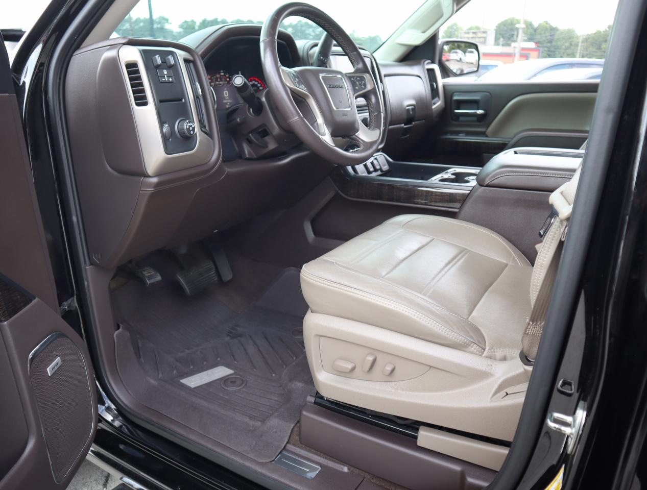 GMC Sierra 1500 Denali Crew Cab Short Box 2WD 2015