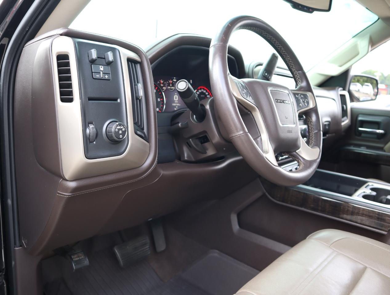 GMC Sierra 1500 Denali Crew Cab Short Box 2WD 2015