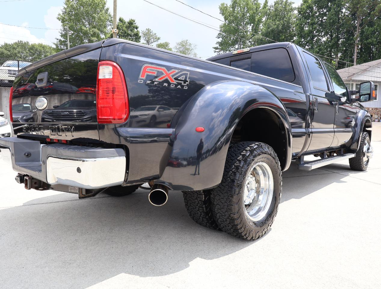 Ford F-450 SD Lariat Crew Cab 4WD DRW 2012
