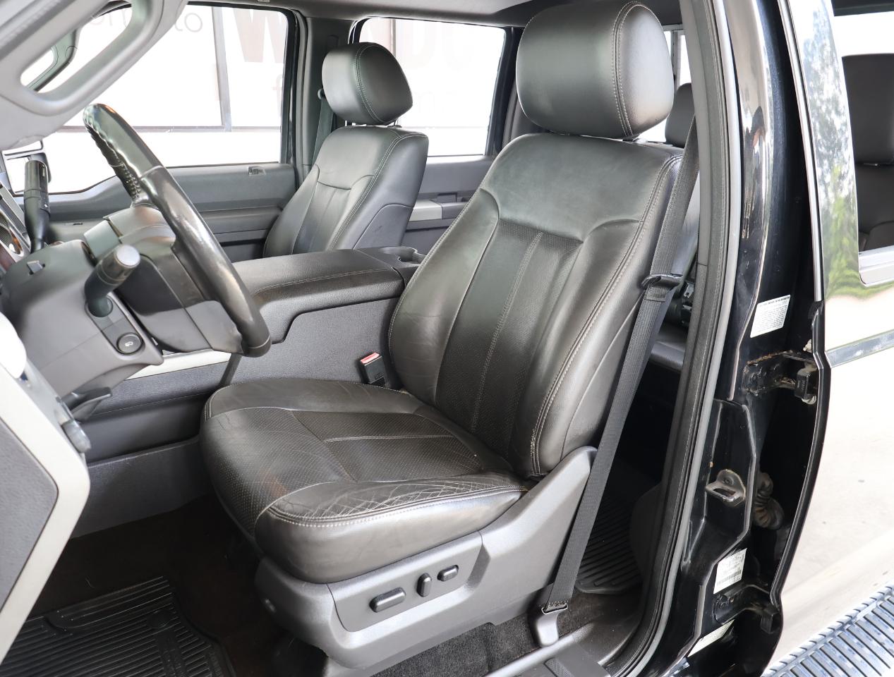 Ford F-450 SD Lariat Crew Cab 4WD DRW 2012