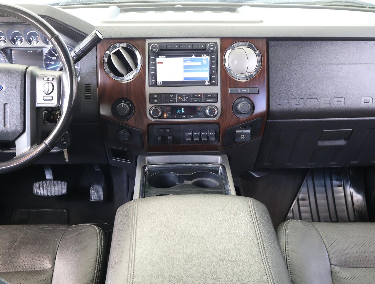 Ford F-450 SD Lariat Crew Cab 4WD DRW 2012