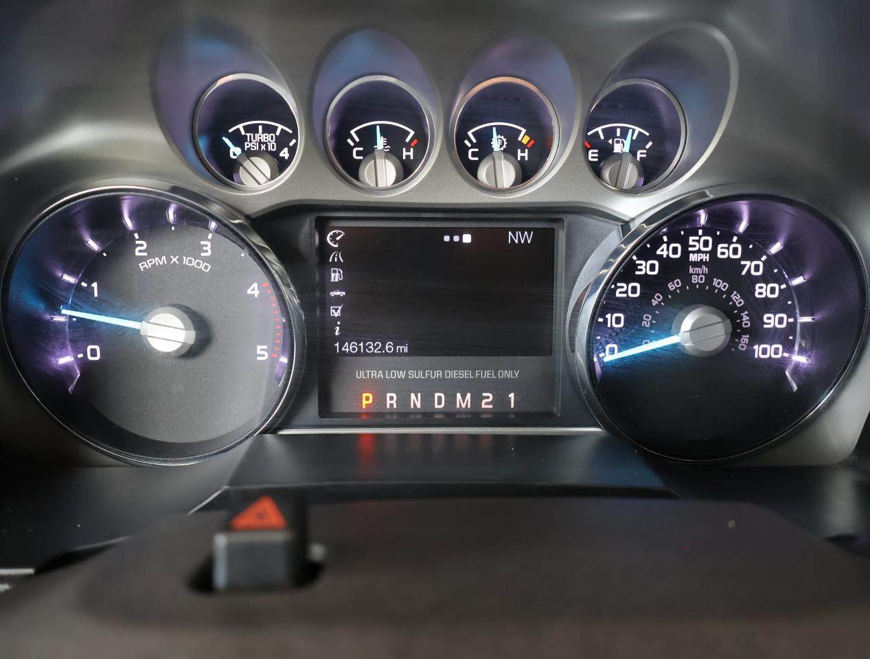 Ford F-450 SD Lariat Crew Cab 4WD DRW 2012