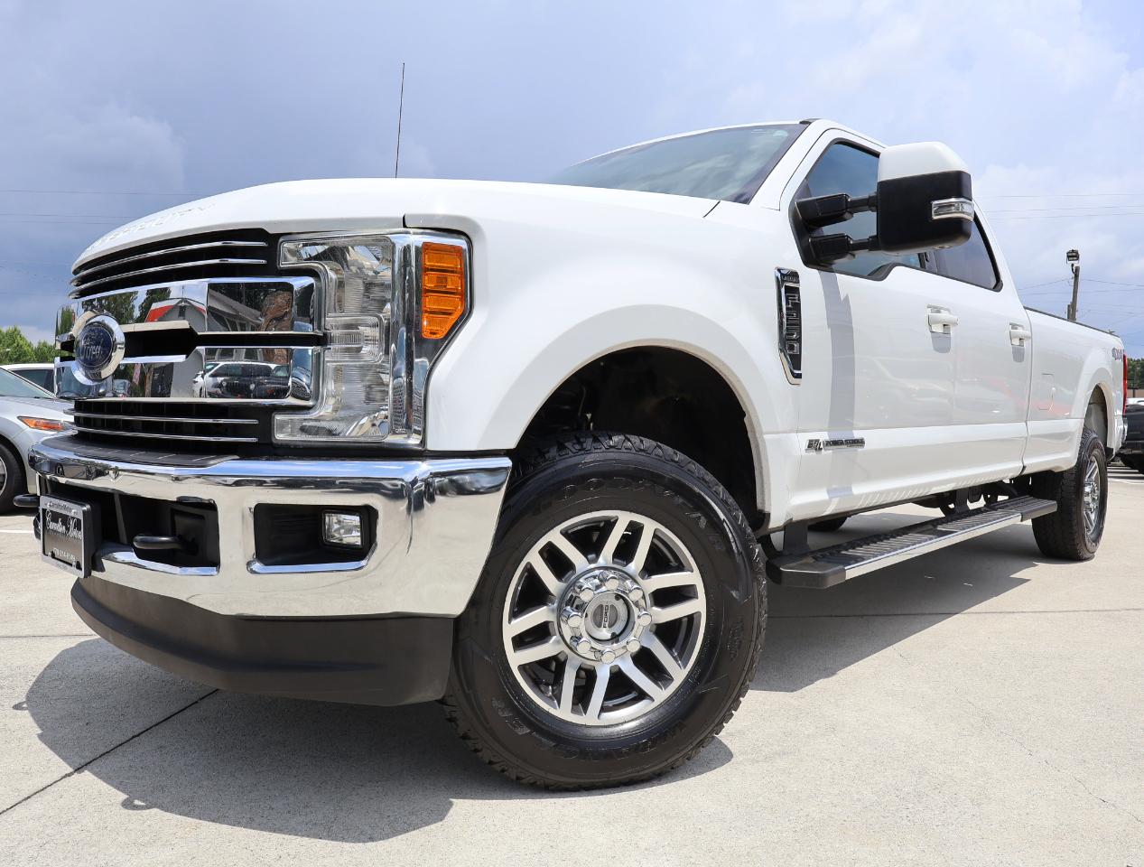 Ford F-250 SD Lariat Crew Cab 4WD 2017