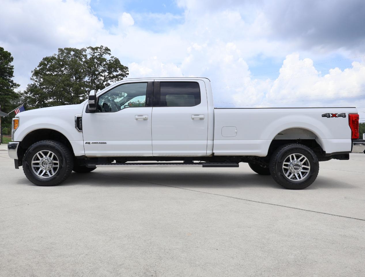 Ford F-250 SD Lariat Crew Cab 4WD 2017