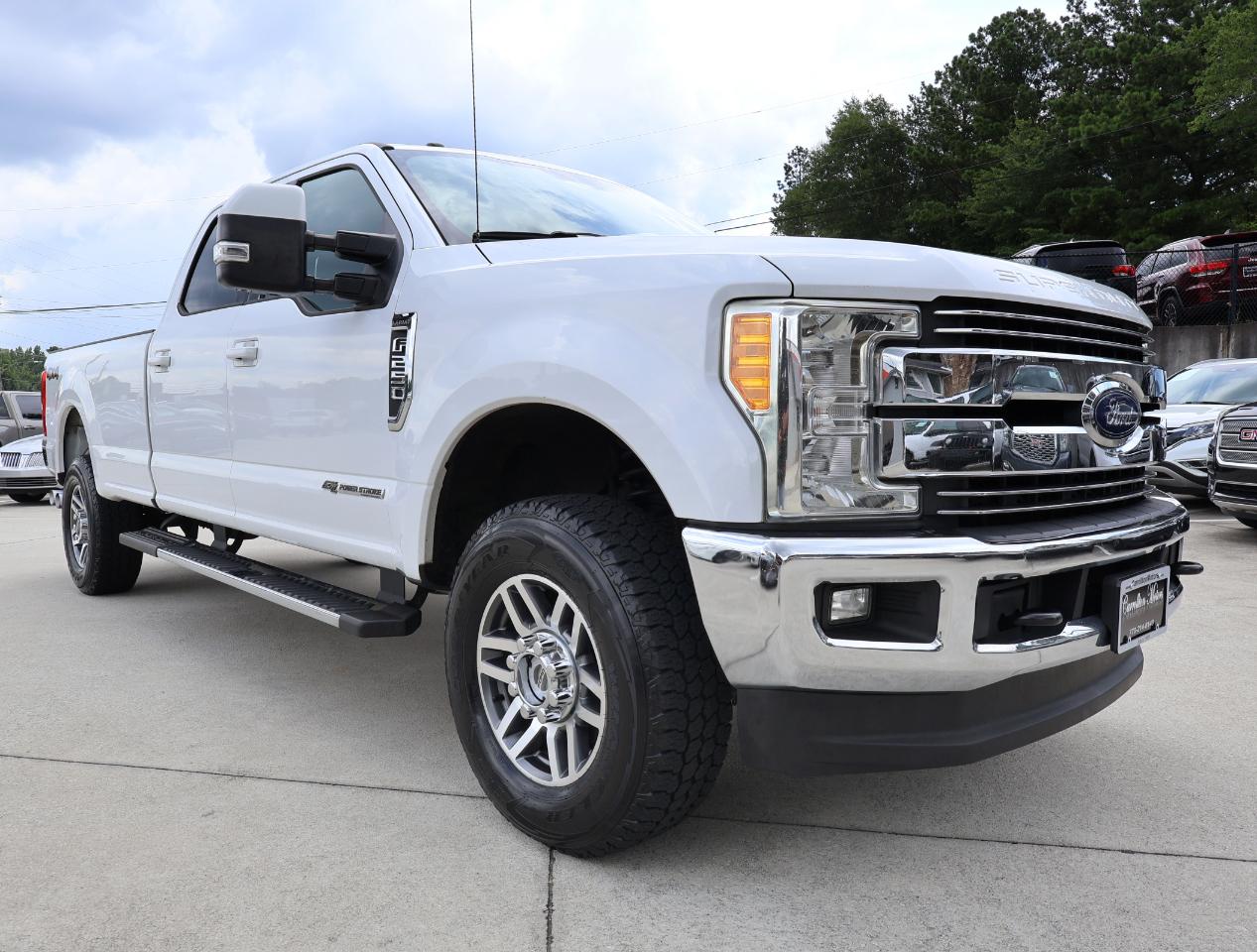 Ford F-250 SD Lariat Crew Cab 4WD 2017