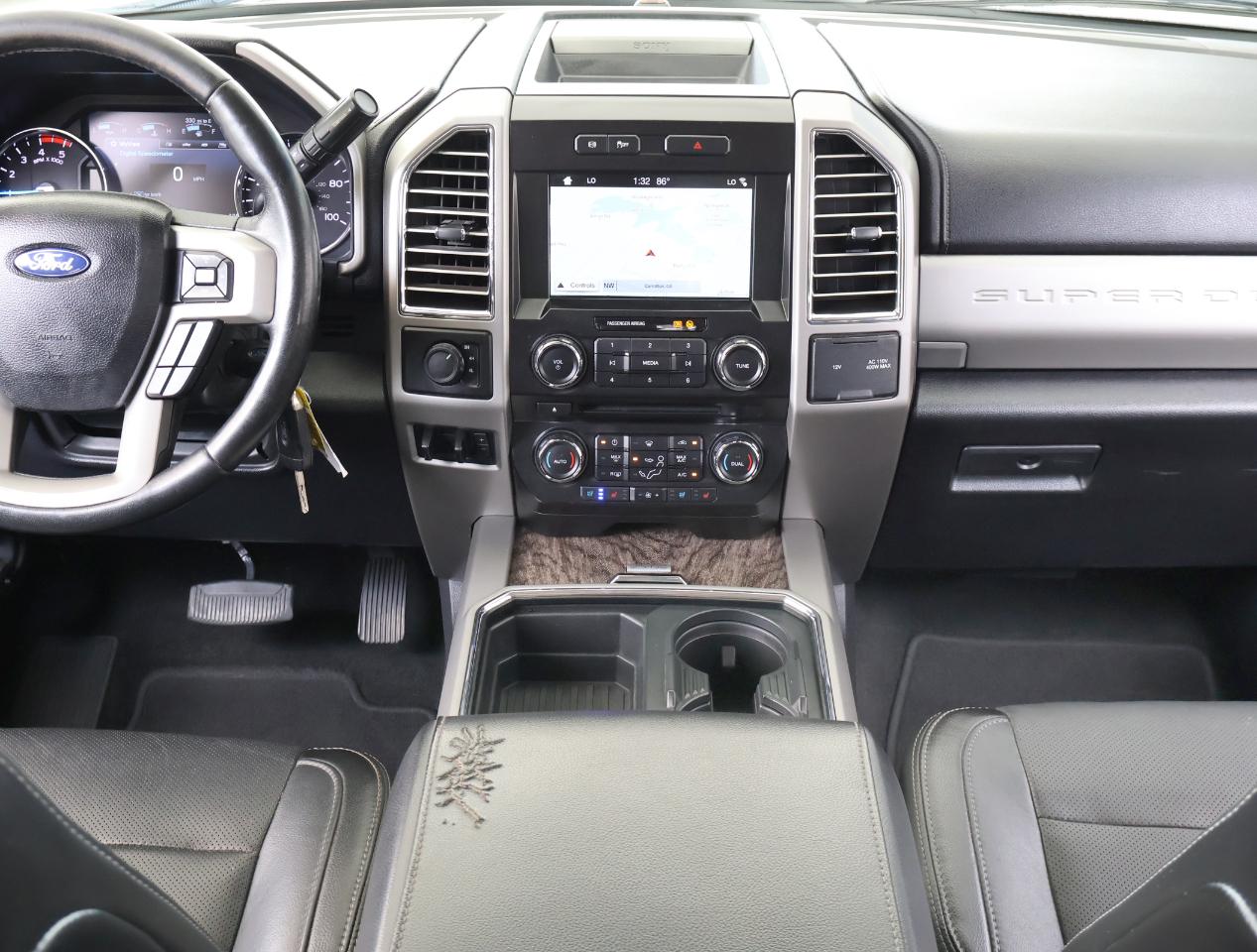 Ford F-250 SD Lariat Crew Cab 4WD 2017