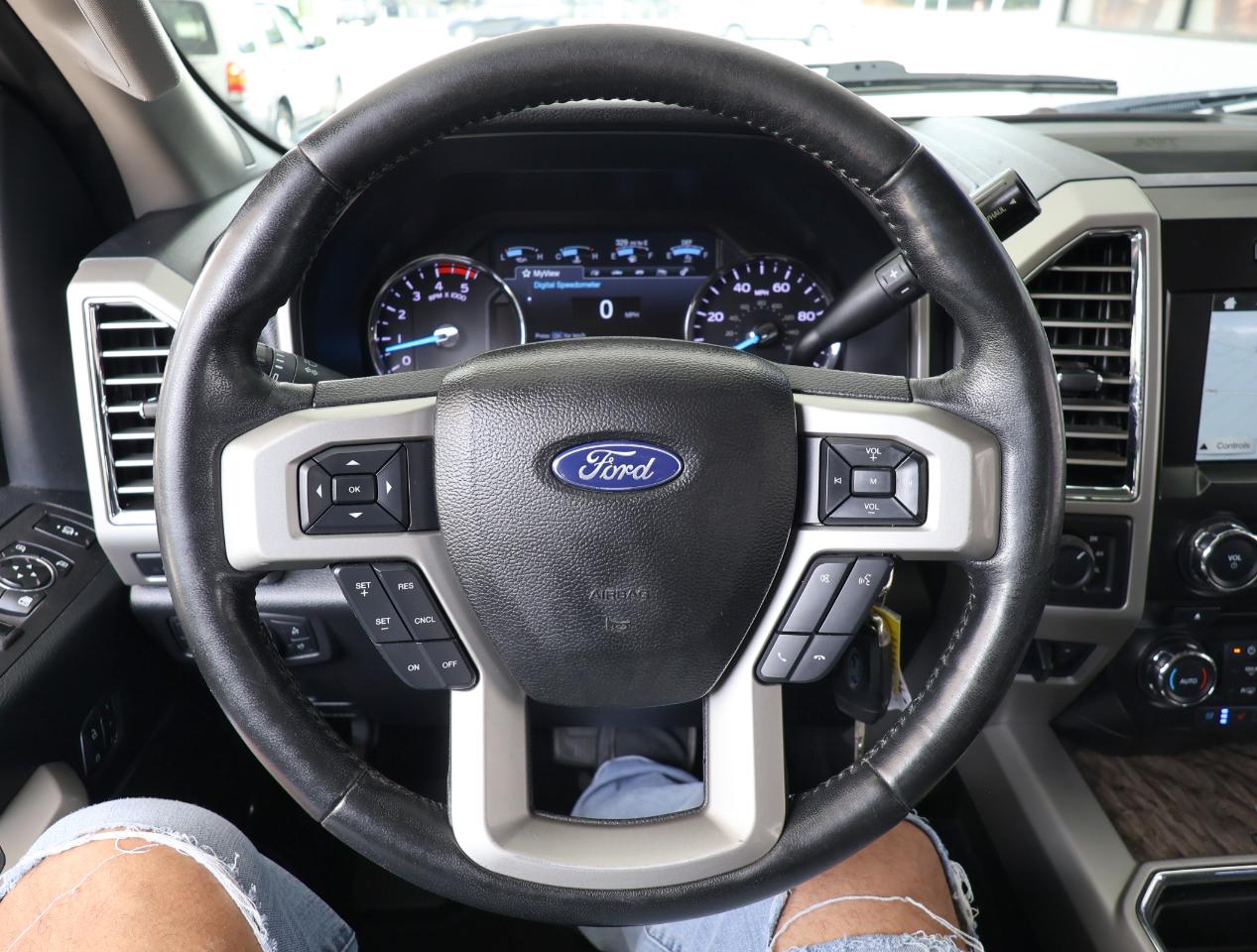 Ford F-250 SD Lariat Crew Cab 4WD 2017