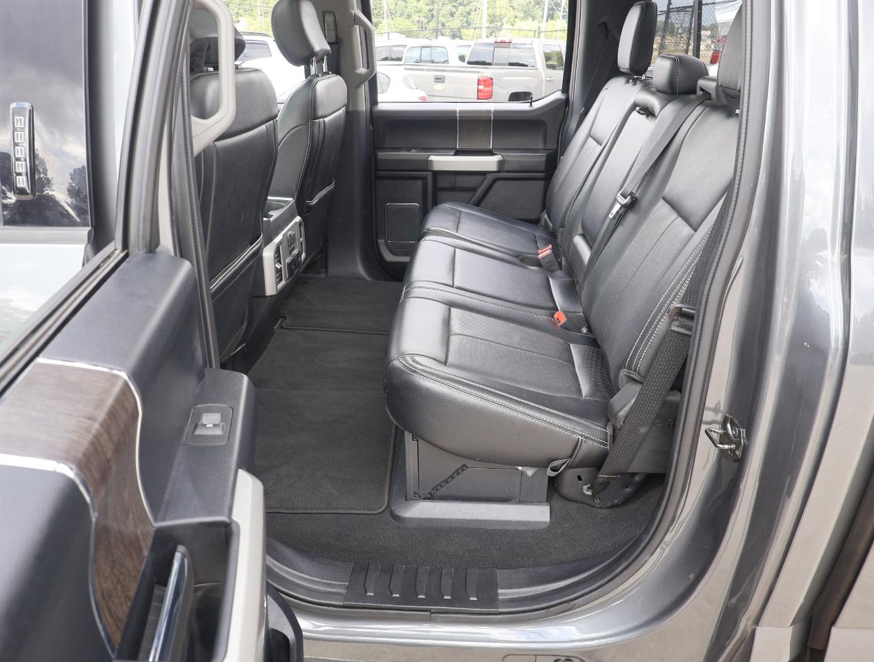 Ford F-350 SD Lariat Crew Cab 4WD 2021