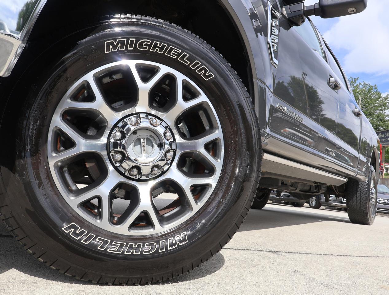 Ford F-350 SD Lariat Crew Cab 4WD 2021