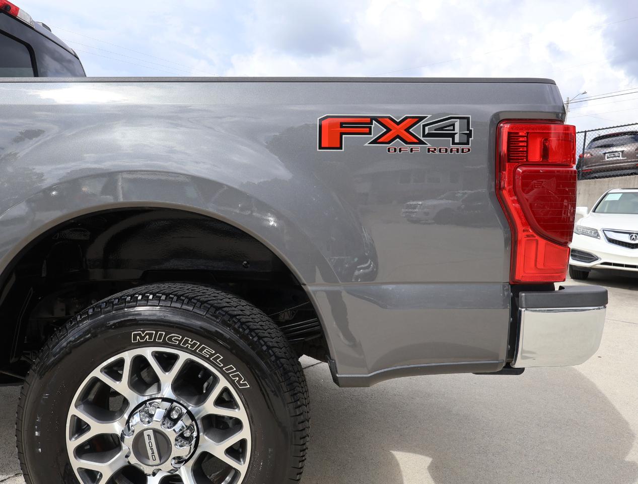 Ford F-350 SD Lariat Crew Cab 4WD 2021
