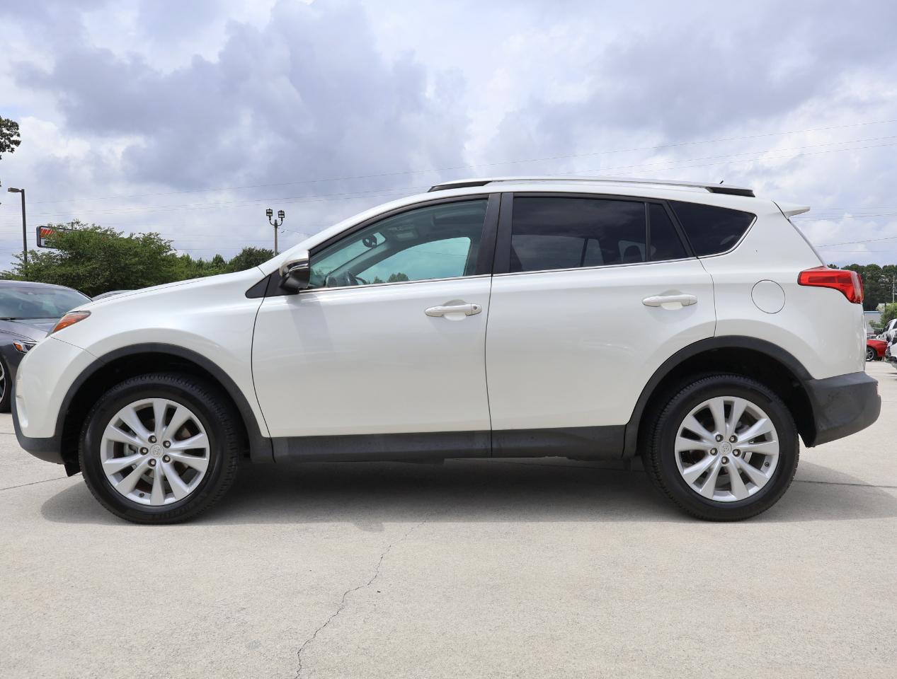 Toyota RAV4 Limited FWD 2013