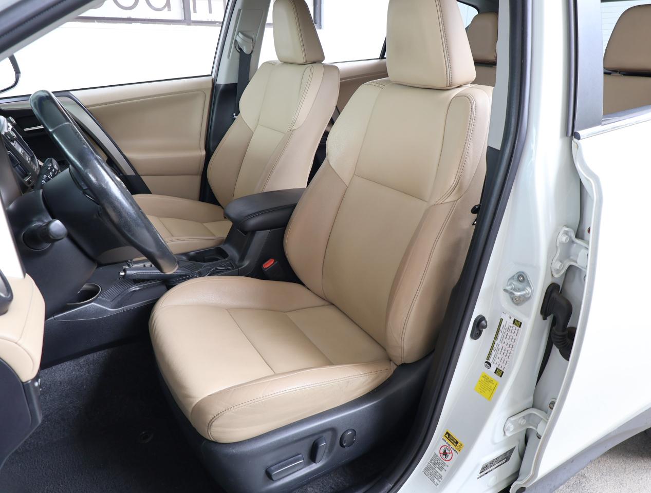 Toyota RAV4 Limited FWD 2013