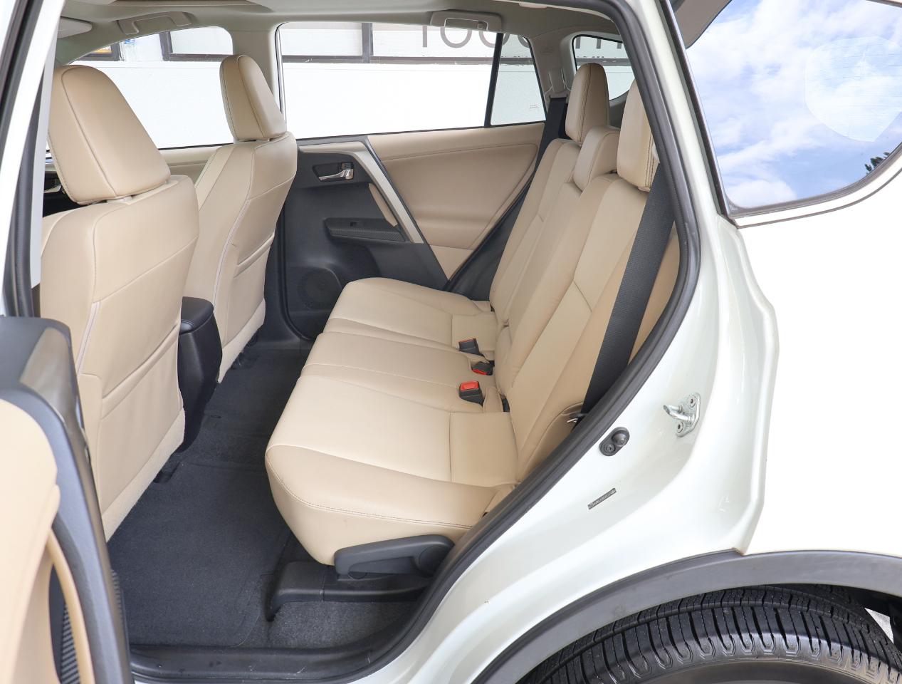 Toyota RAV4 Limited FWD 2013