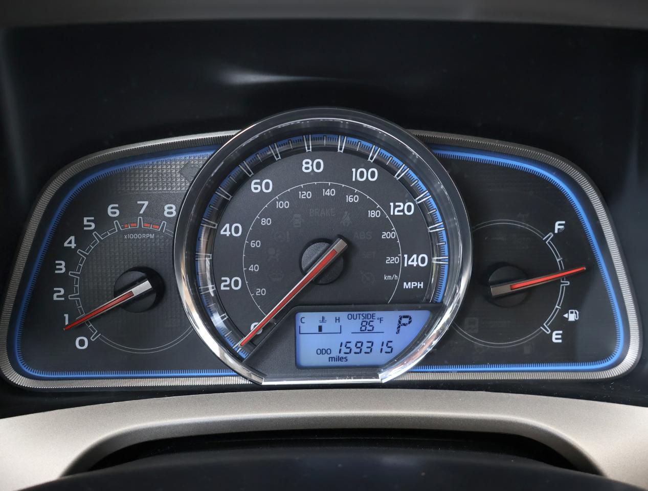 Toyota RAV4 Limited FWD 2013