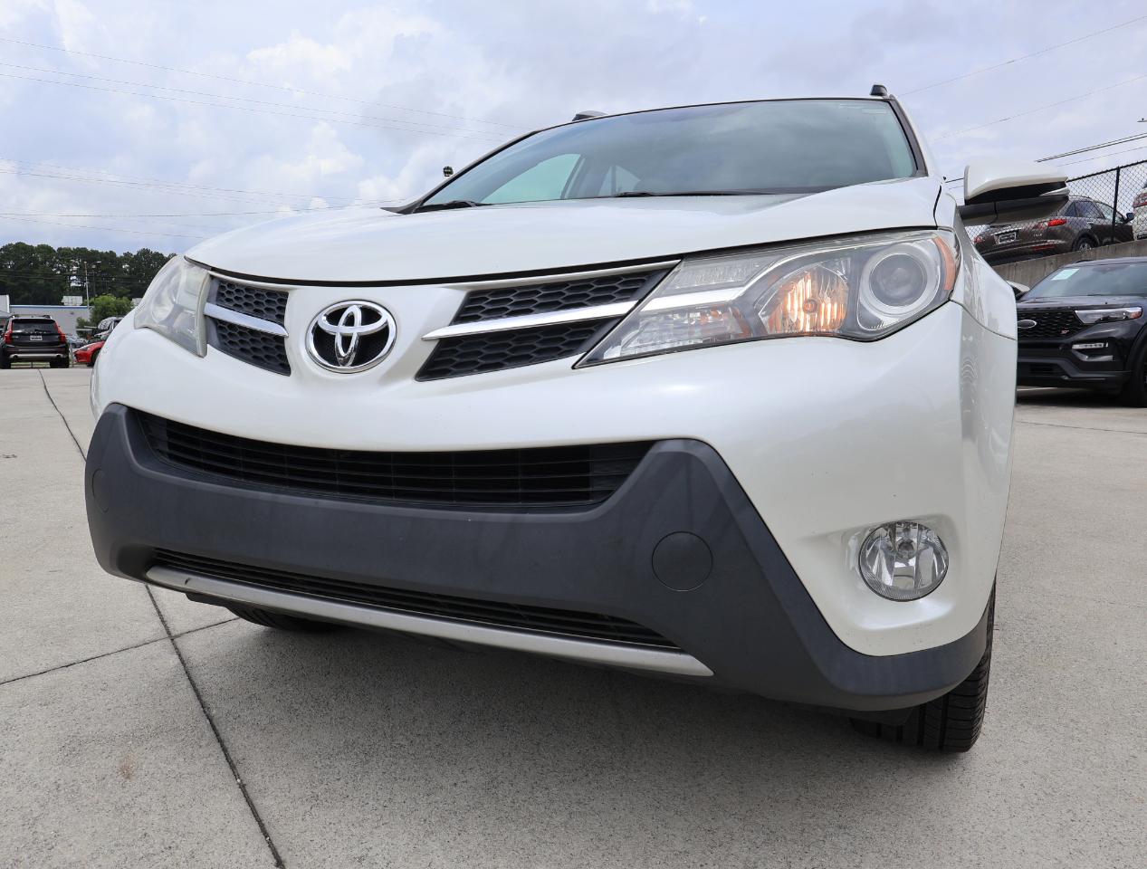 Toyota RAV4 Limited FWD 2013