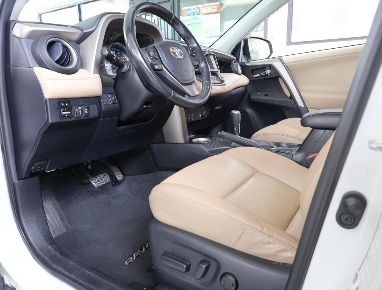 Toyota RAV4 Limited FWD 2013