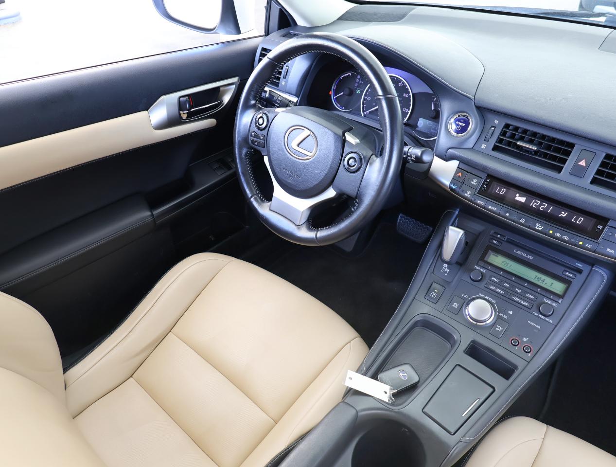 Lexus CT 200h Base 2016