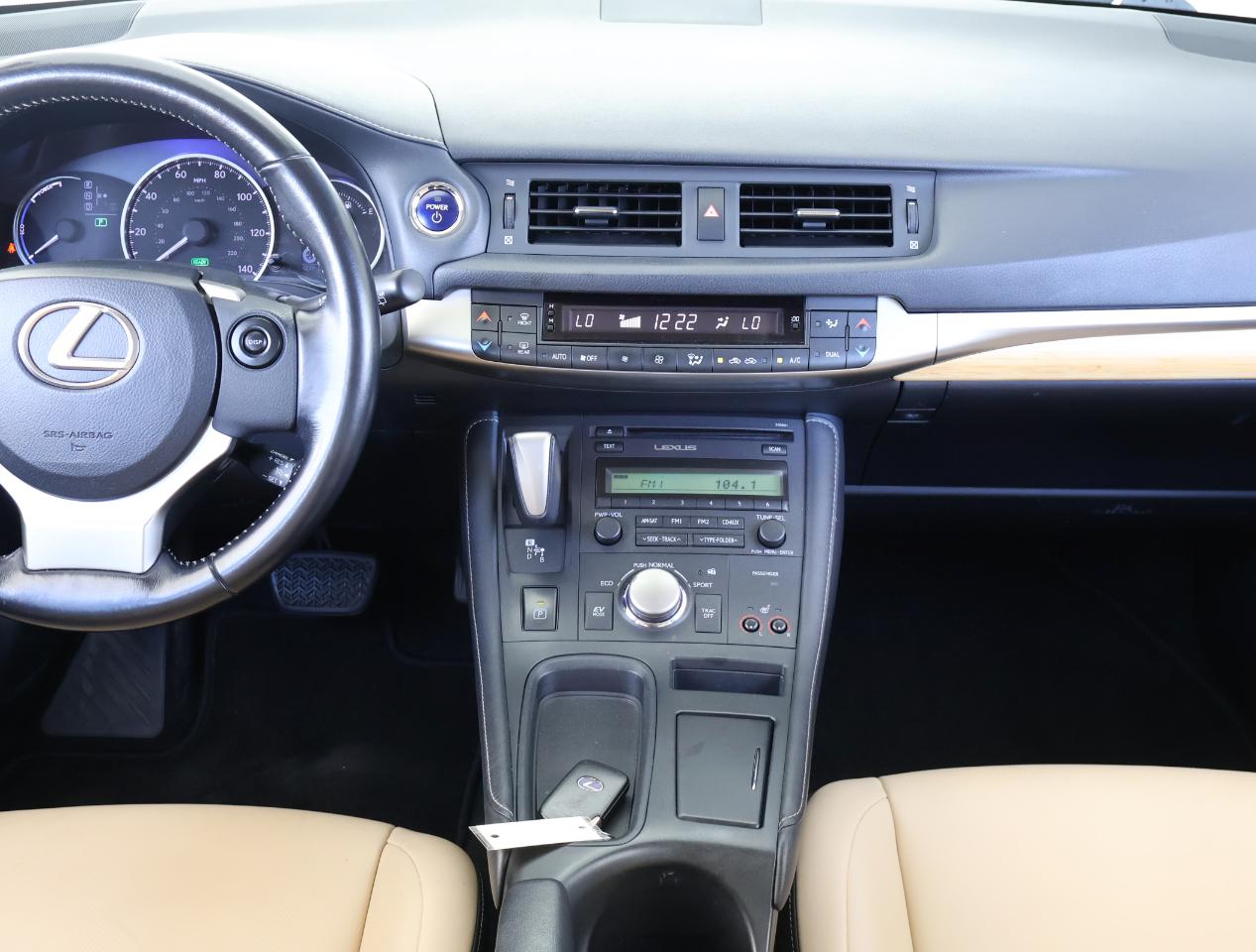 Lexus CT 200h Base 2016