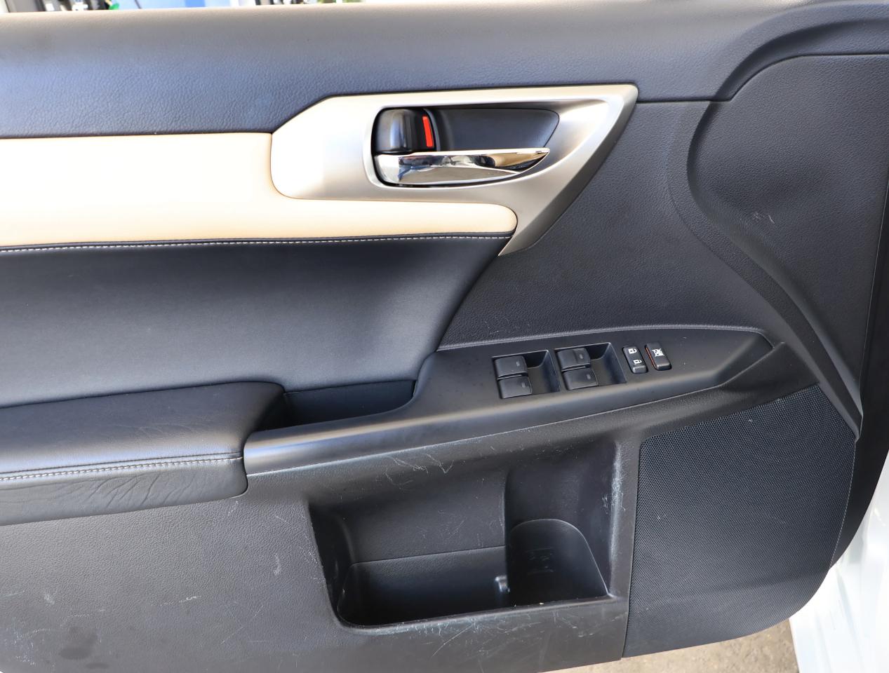Lexus CT 200h Base 2016