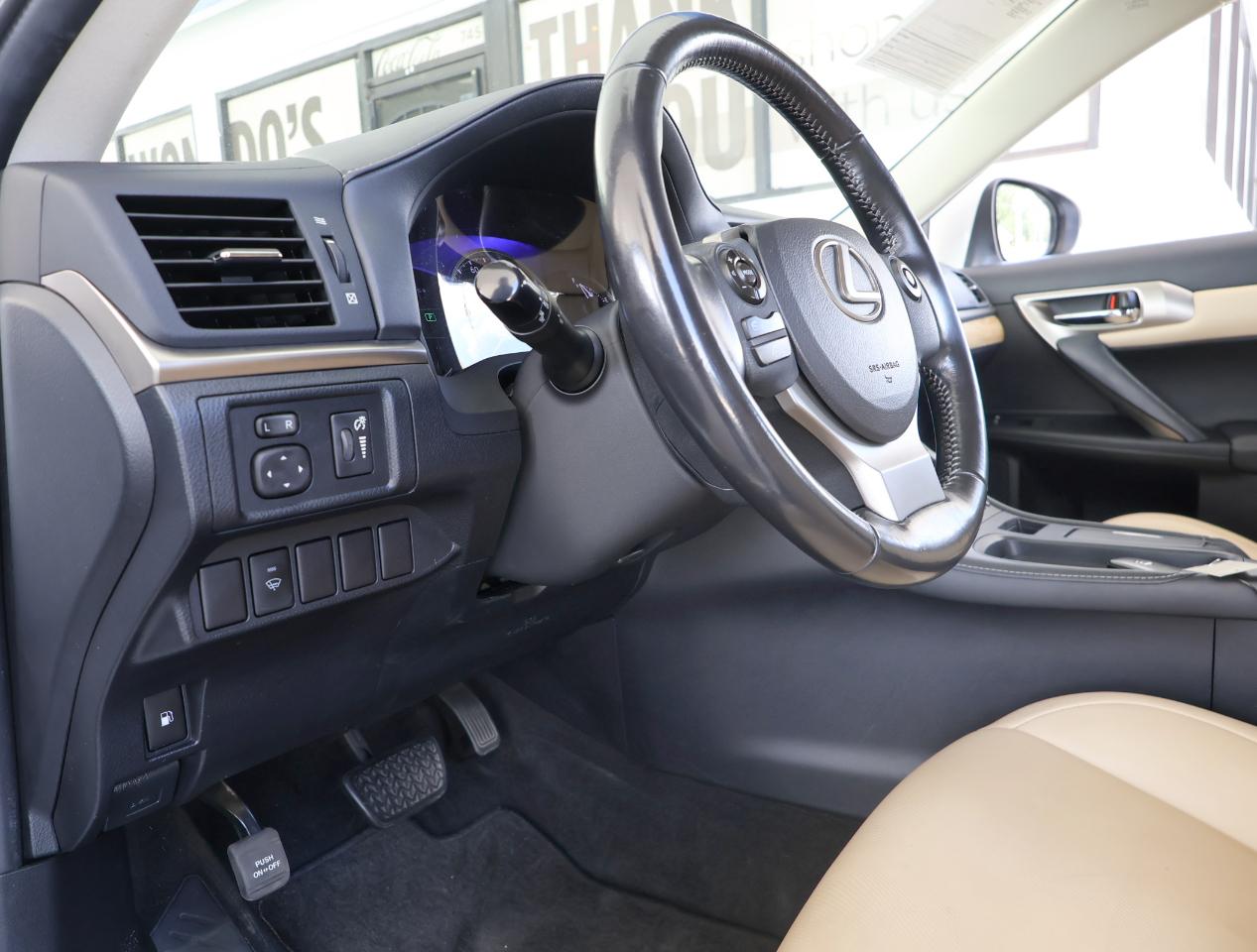 Lexus CT 200h Base 2016