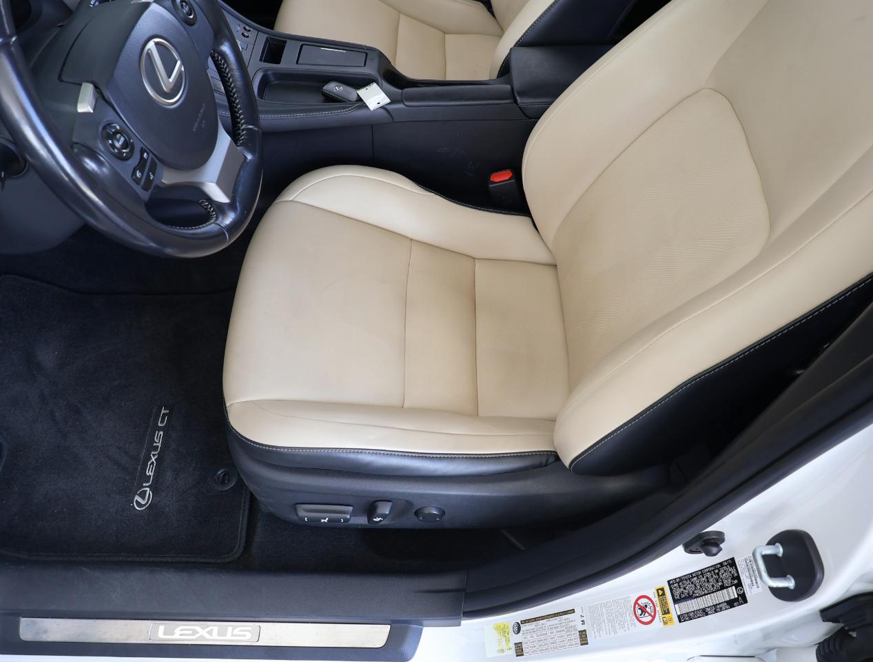 Lexus CT 200h Base 2016