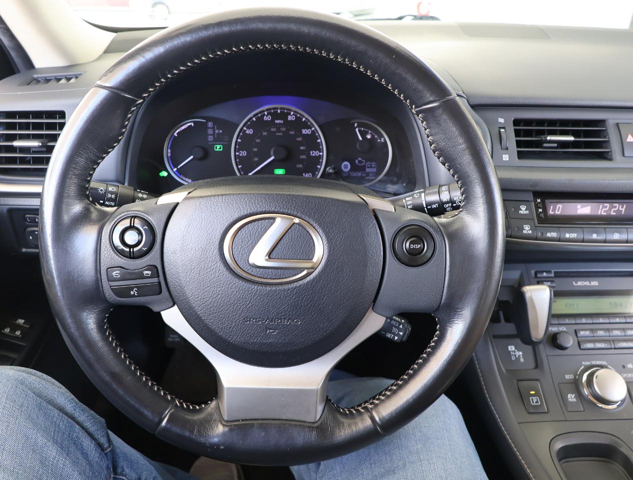 Lexus CT 200h Base 2016