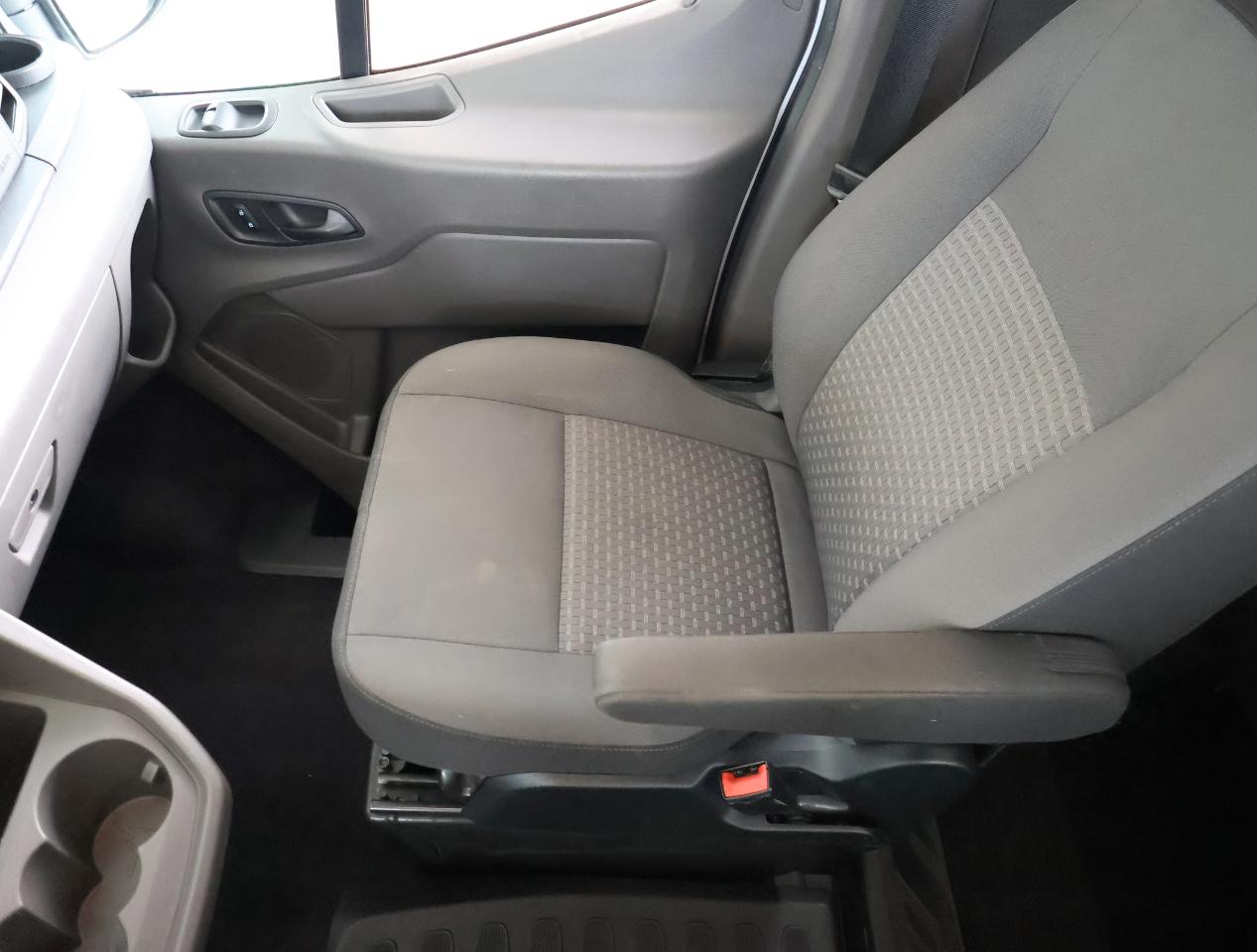 Ford Transit  2021