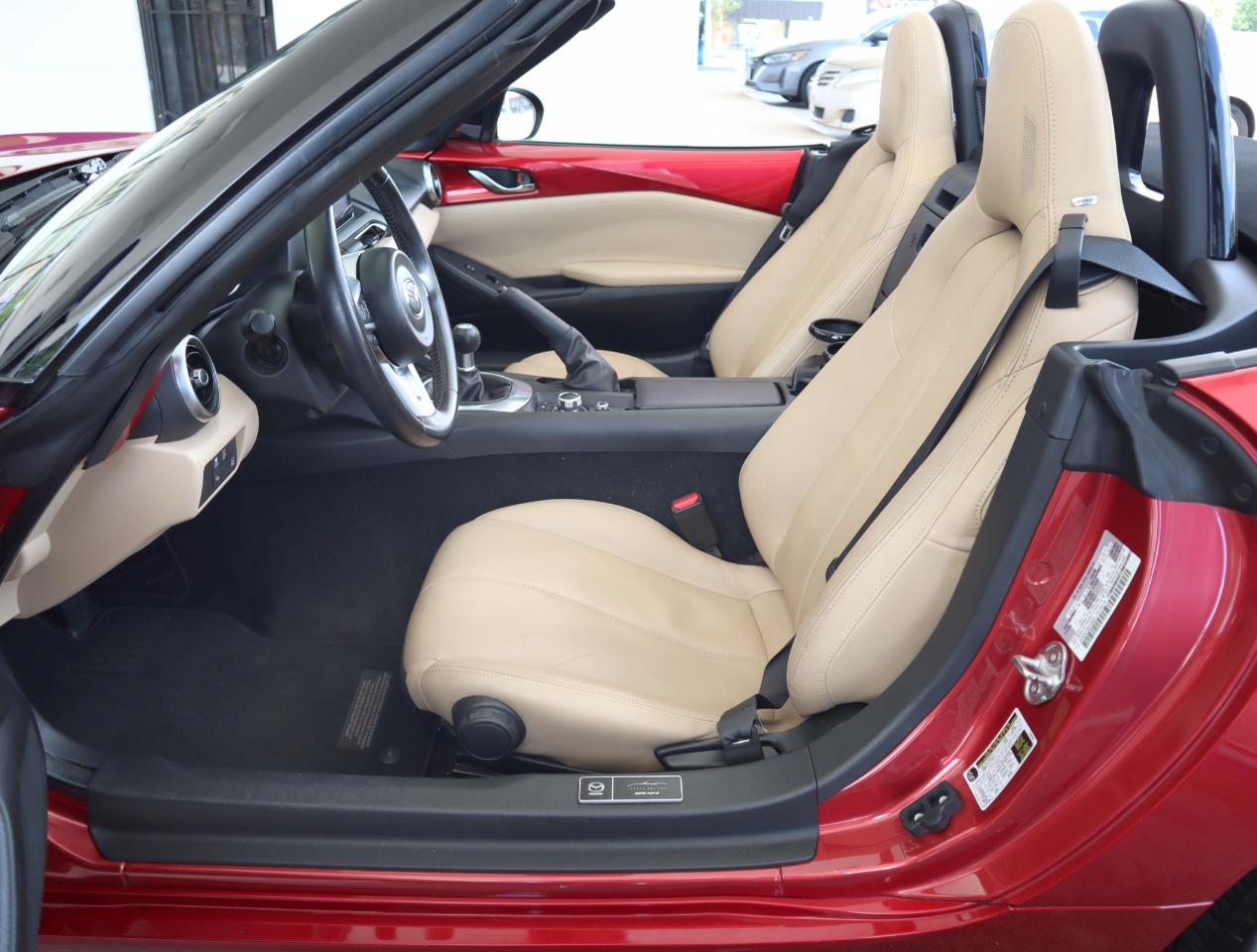 Mazda MX-5 Miata Grand Touring 2016