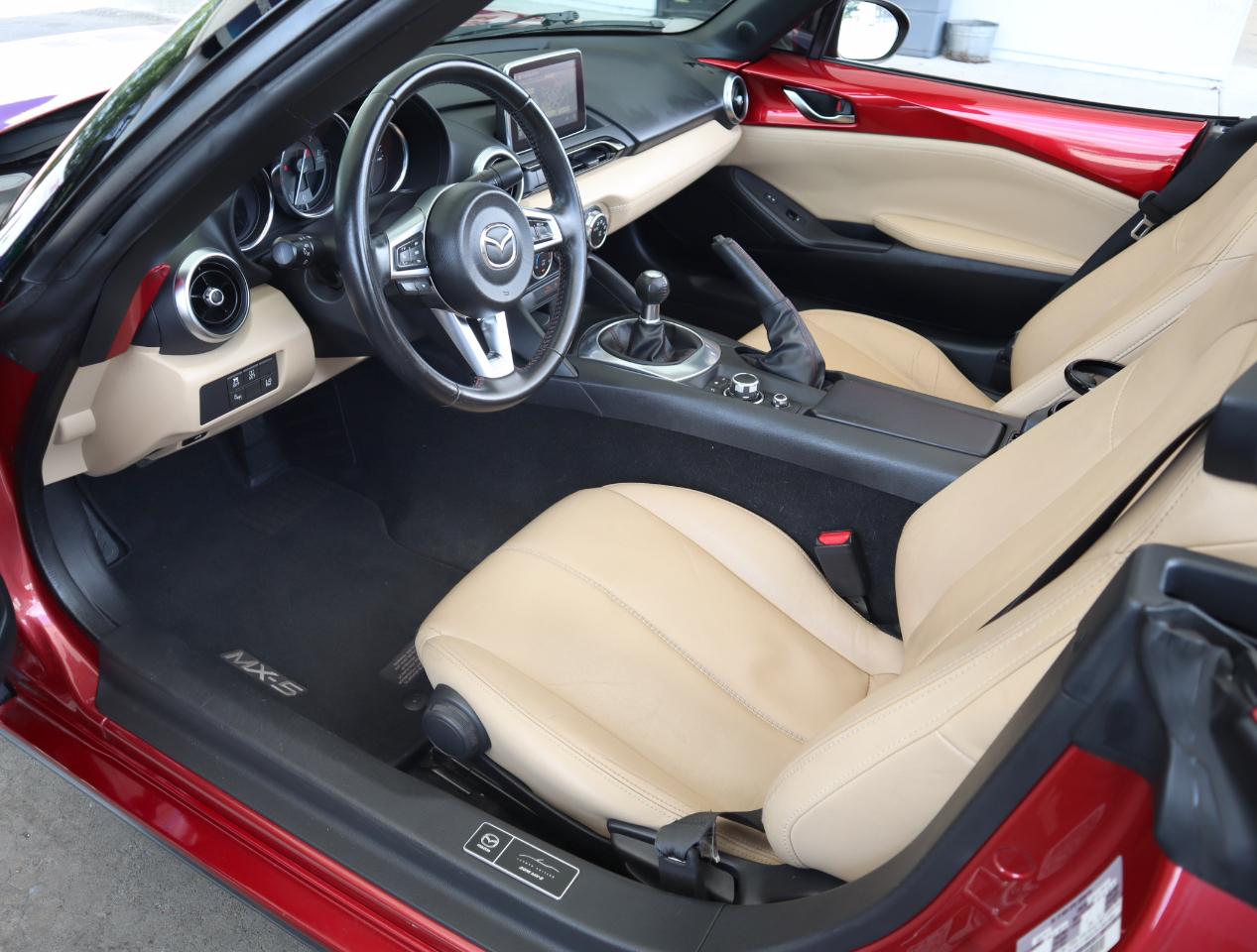 Mazda MX-5 Miata Grand Touring 2016