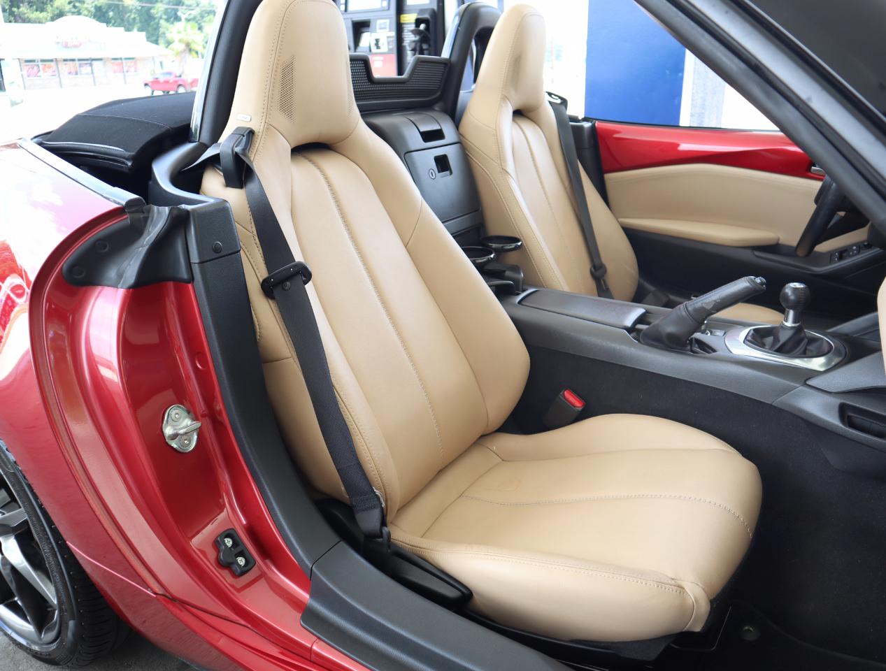 Mazda MX-5 Miata Grand Touring 2016