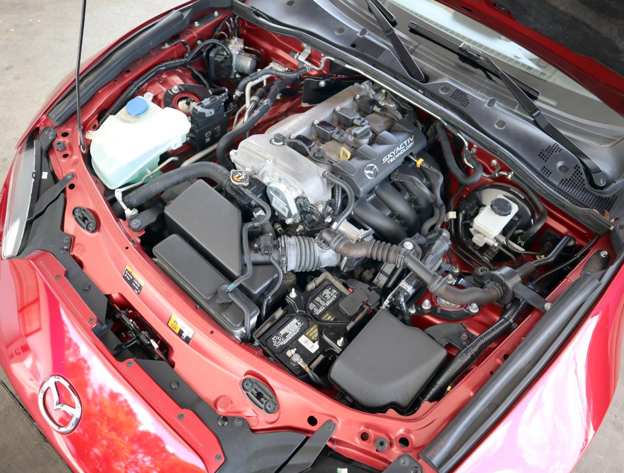 Mazda MX-5 Miata Grand Touring 2016