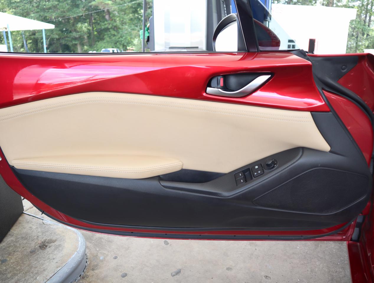 Mazda MX-5 Miata Grand Touring 2016