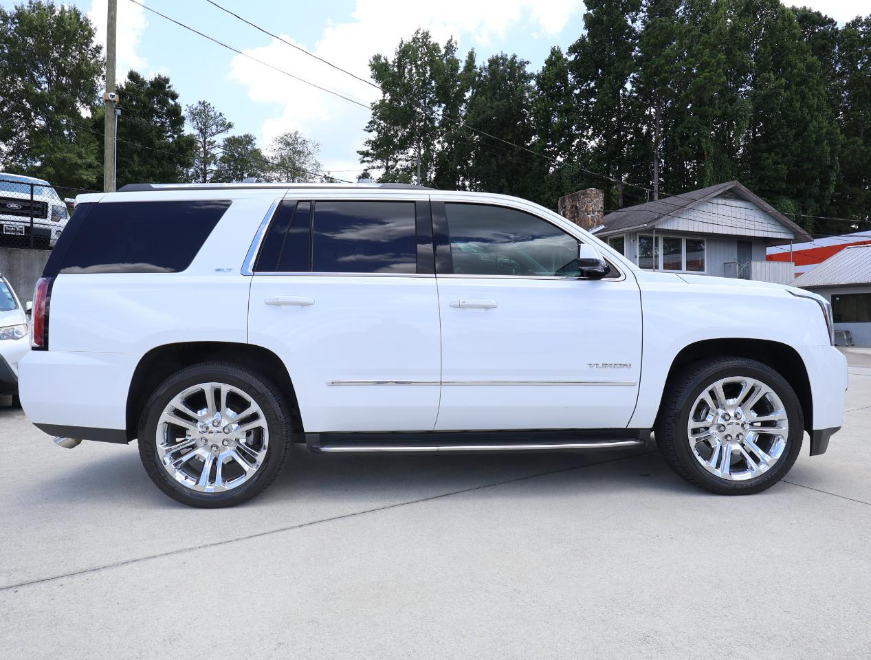 GMC Yukon SLT 2WD 2017