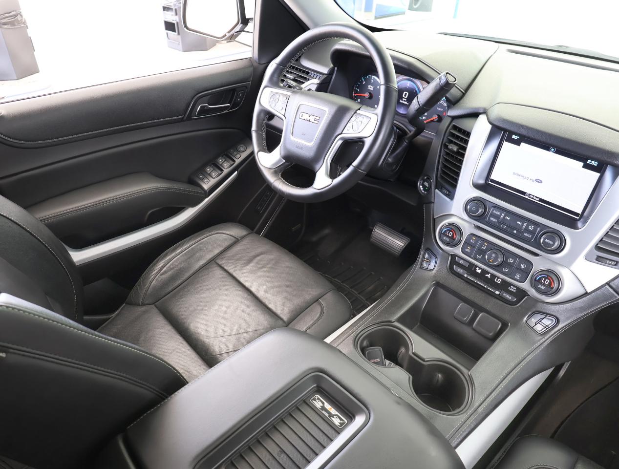 GMC Yukon SLT 2WD 2017