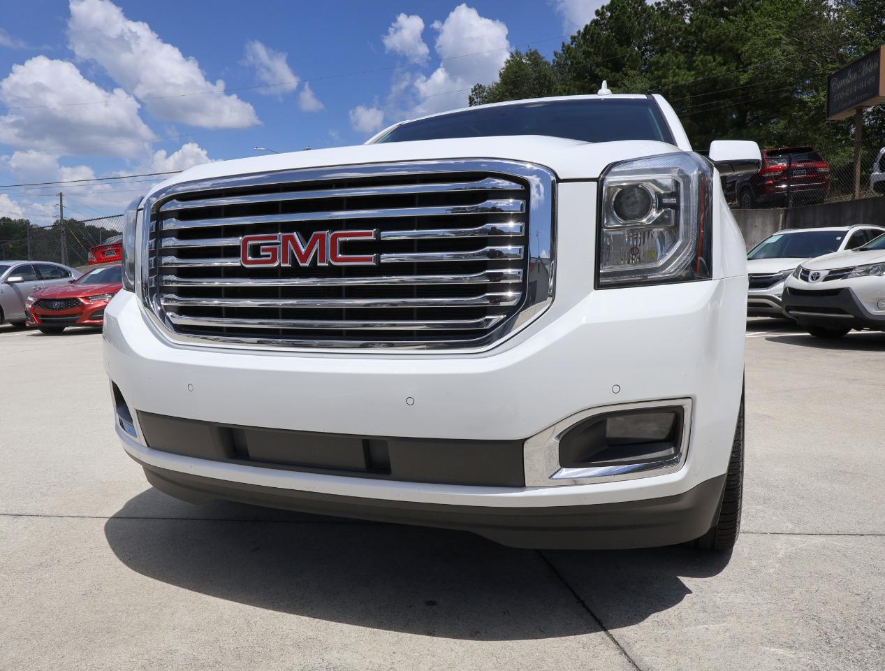 GMC Yukon SLT 2WD 2017