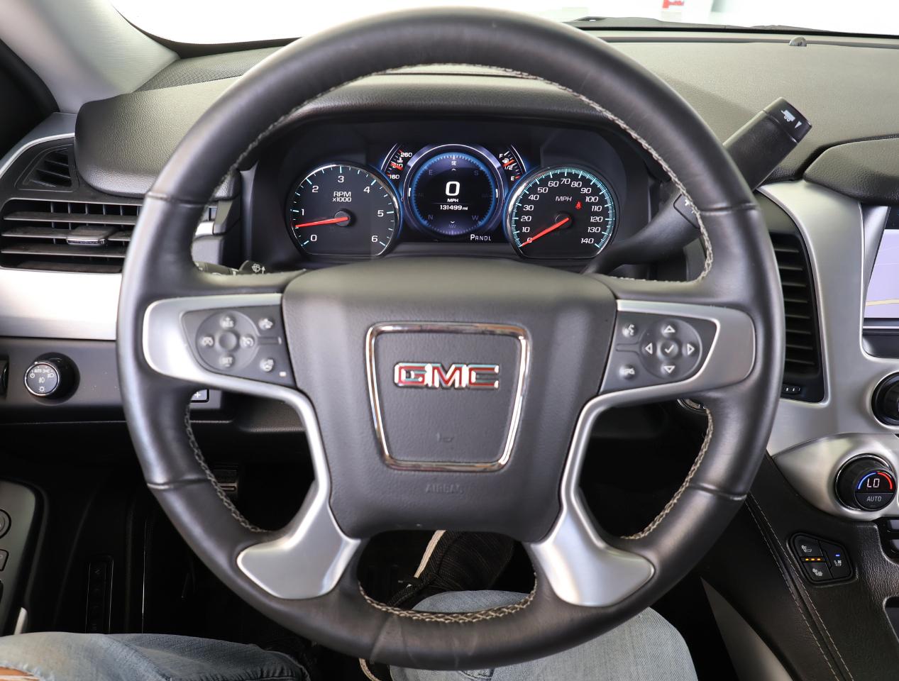 GMC Yukon SLT 2WD 2017