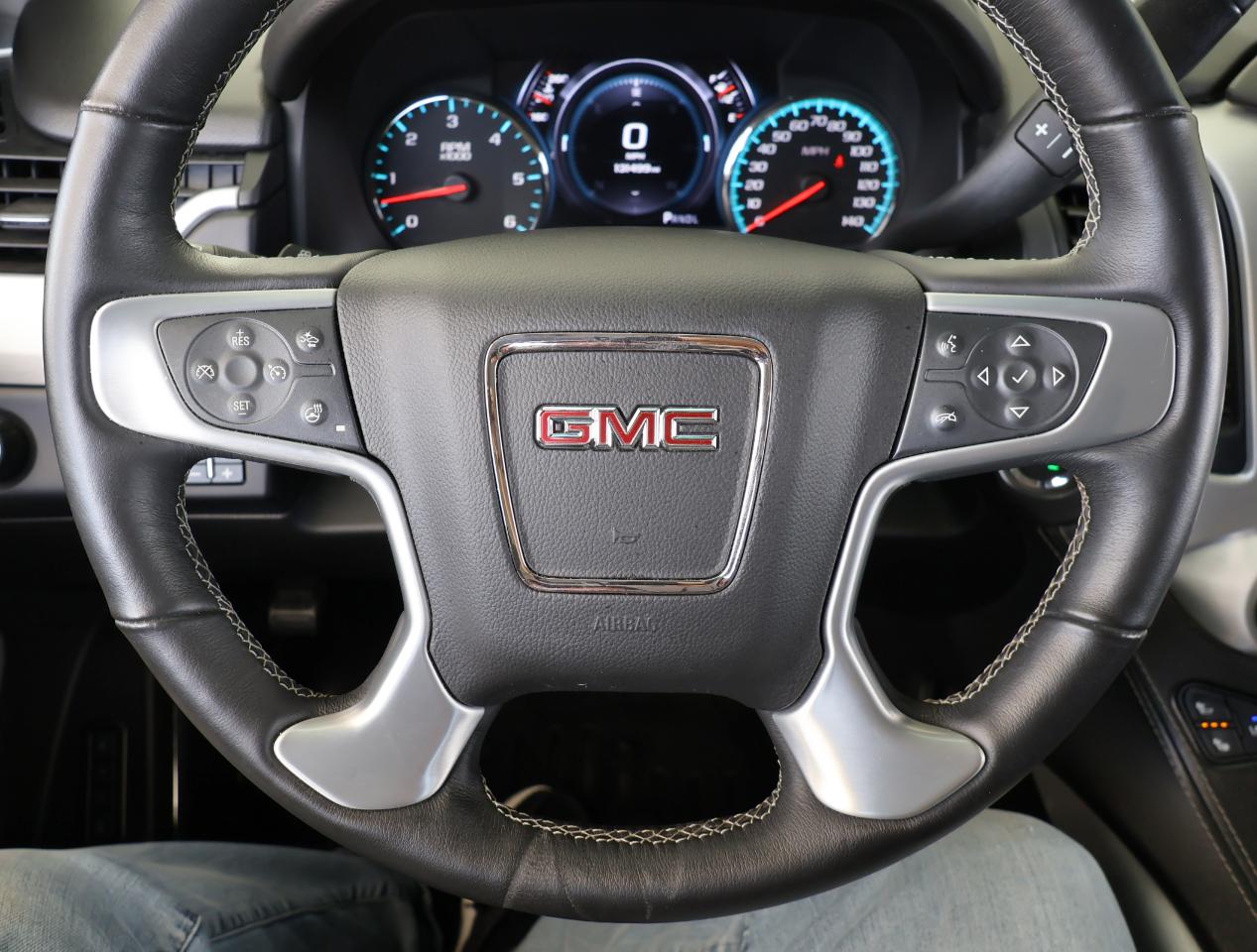 GMC Yukon SLT 2WD 2017
