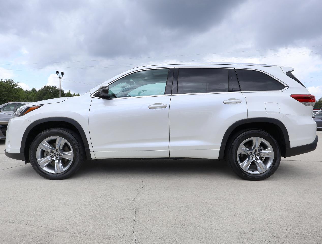 Toyota Highlander  2017