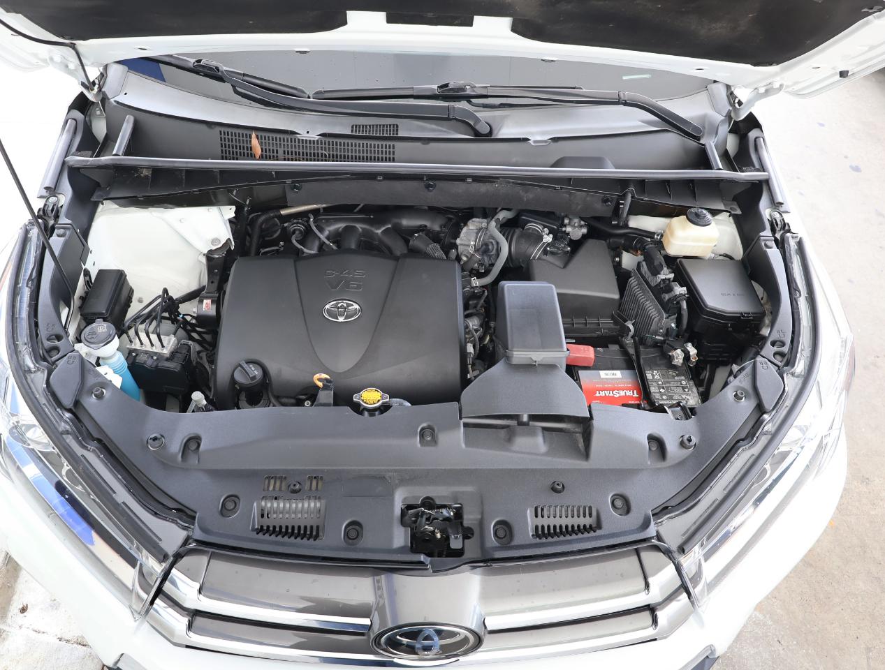 Toyota Highlander  2017