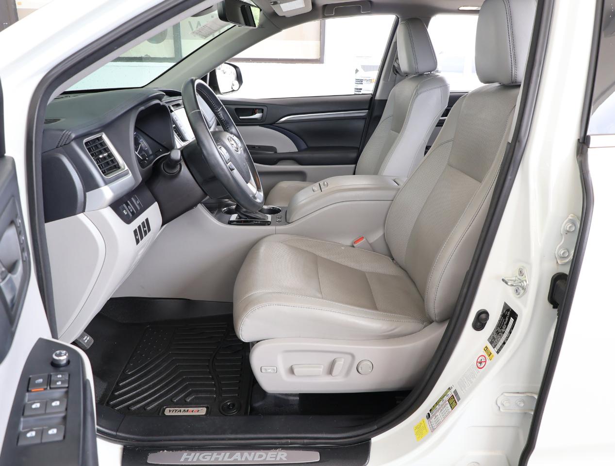 Toyota Highlander  2017