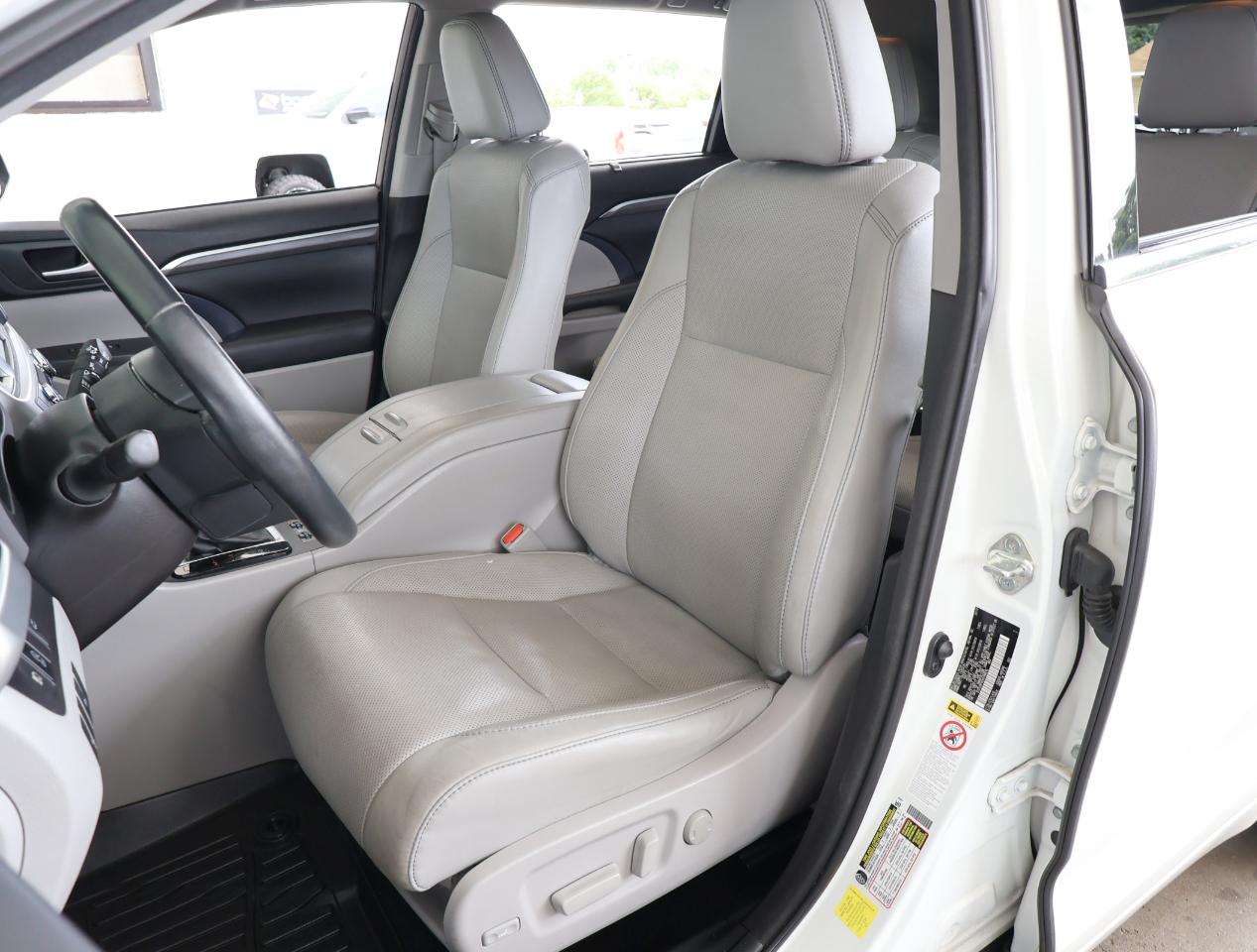 Toyota Highlander  2017