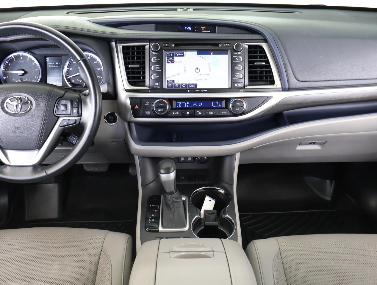 Toyota Highlander  2017