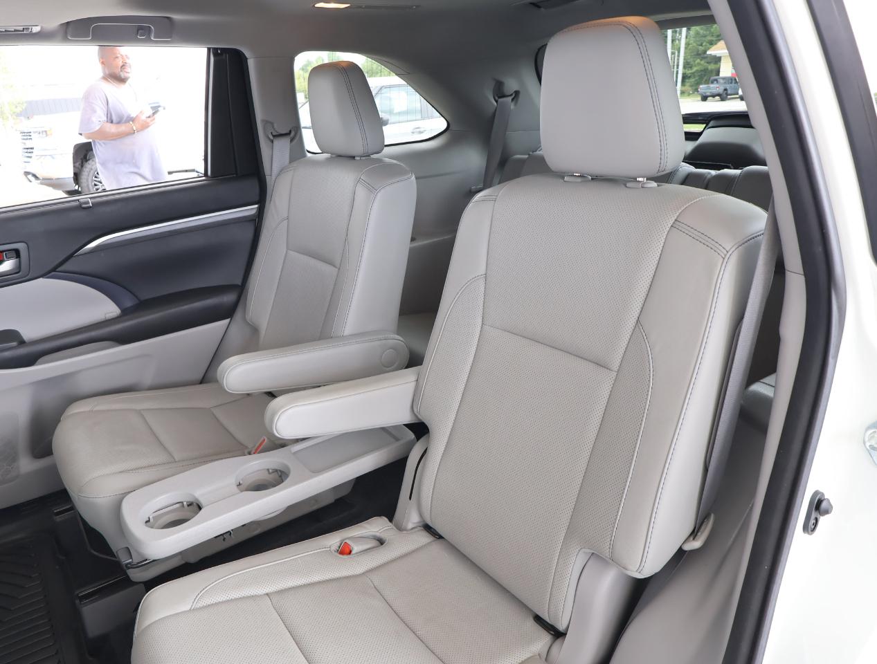 Toyota Highlander  2017