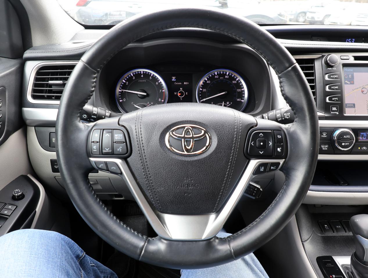 Toyota Highlander  2017
