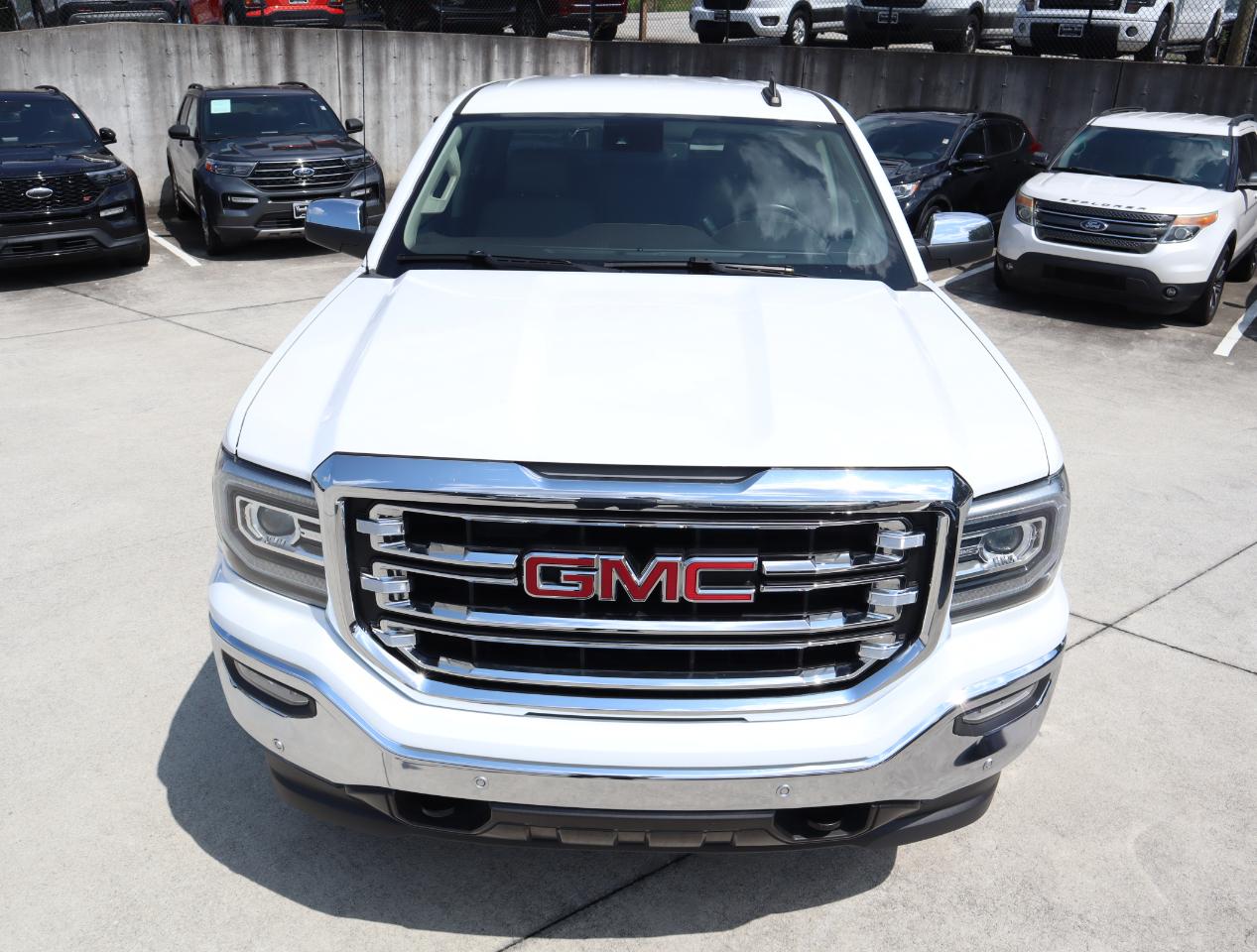 GMC Sierra 1500 SLT Crew Cab 4WD 2017