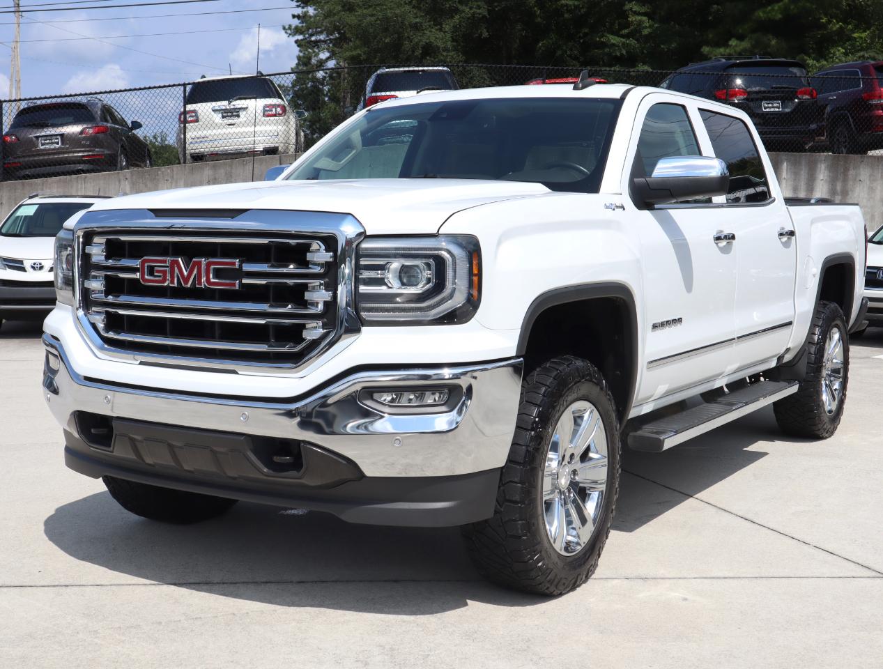 GMC Sierra 1500 SLT Crew Cab 4WD 2017