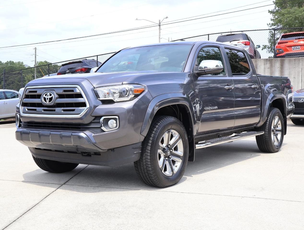 Toyota Tacoma Limited Double Cab V6 6AT 2WD 2017
