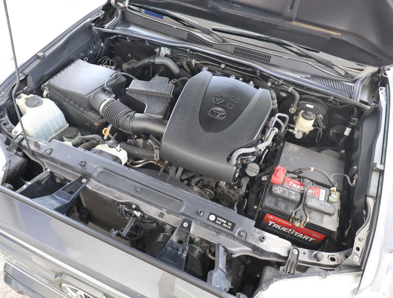 Toyota Tacoma Limited Double Cab V6 6AT 2WD 2017